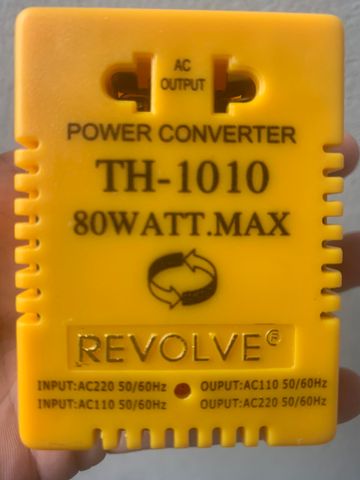  Adaptor đổi điện 220V <=> 110V, Revolve TH-1010, 80 Watt 