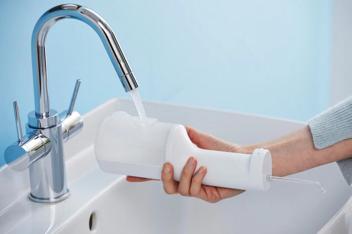 Máy Tăm Nước Cầm Tay Panasonic EW-DJ66