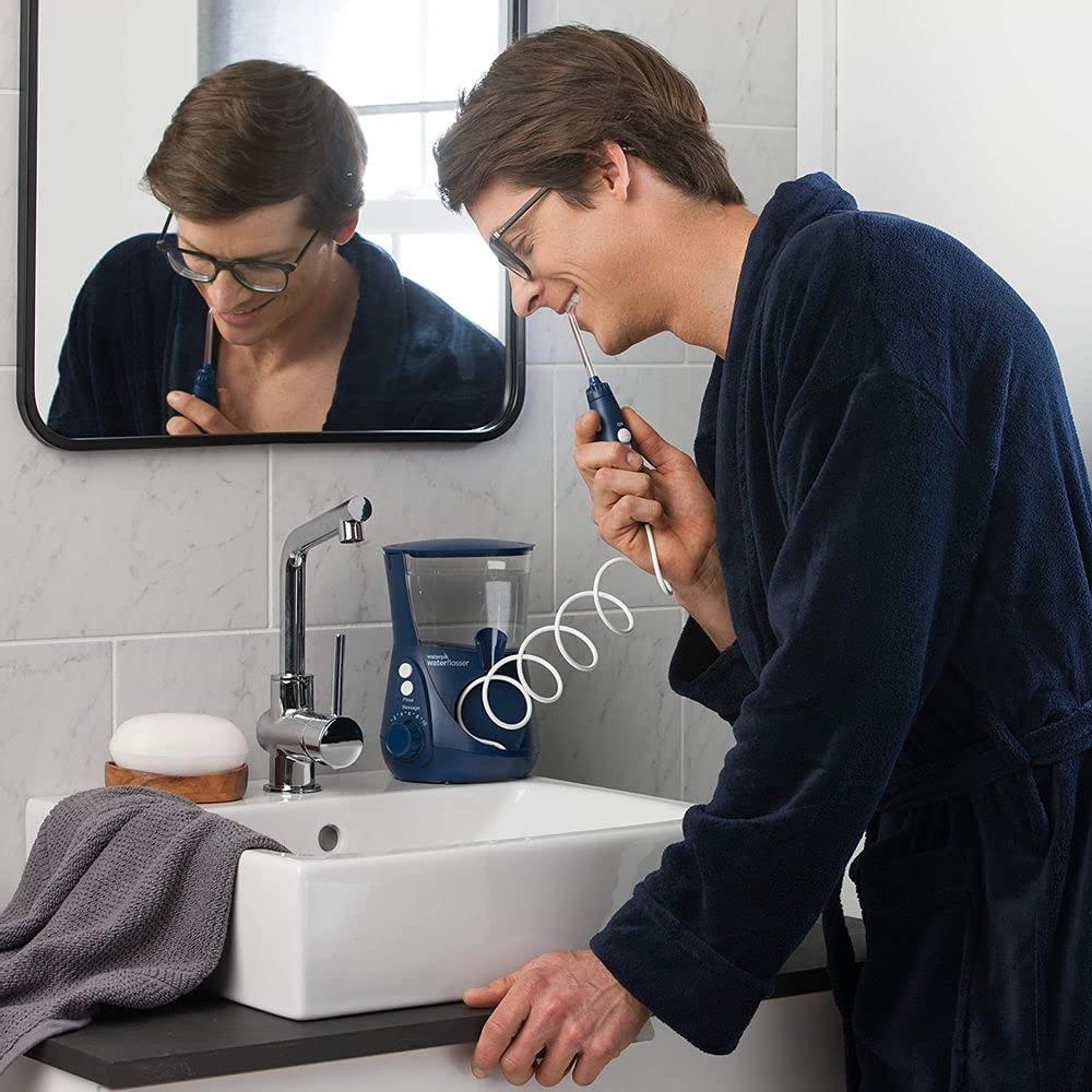 Máy tăm nước Waterpik Ultra Professional WP-663EU - Màu xanh (7 đầu tăm)