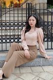  Áo croptop tay dài họa tiết trơn - WHITE CROP-TOP 