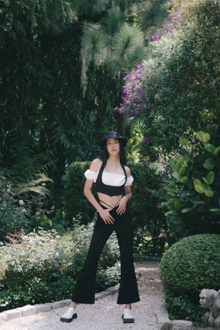  CLÉLIE Áo croptop cổ yếm kèm áo ống tay phồng LAYER TOP 