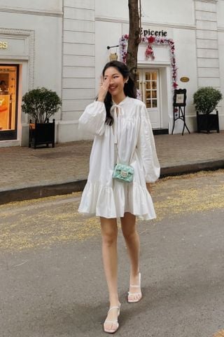  CLÉLIE Đầm babydoll tay dài nhún rộng váy xòe họa tiết trơn TRAZEPE WHITE DRESS 