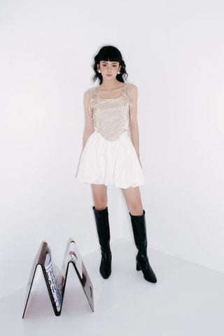  Chân váy ngắn màu trắng họa tiết trơn | SOFIA SKIRT - CLÉLIE 