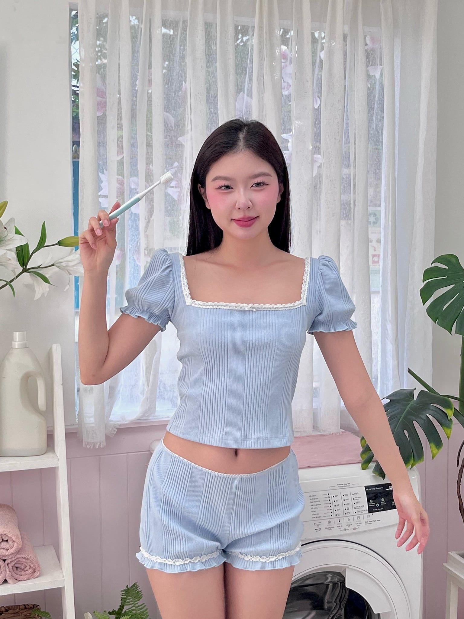  CLÉLIE Set áo ngủ phối ren nơ và quần ngắn chất thun MASHA SET 