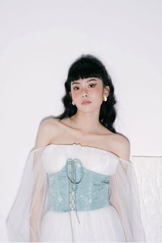  CLÉLIE Đầm trễ vai dáng dài kết hợp beo phối đan dây ADORE DRESS 