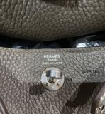  Mini Lindy 20 Clemence Leather Etain PHW 
