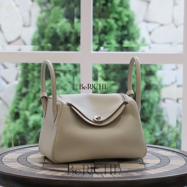  Lindy 26 Clemence Leather Gris Perle PHW 