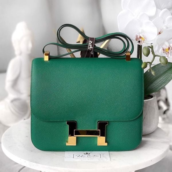  Constance C18 Epsom Emerald GHW 