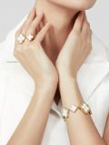  VCA Magic Alhambra Between the Finger ring 