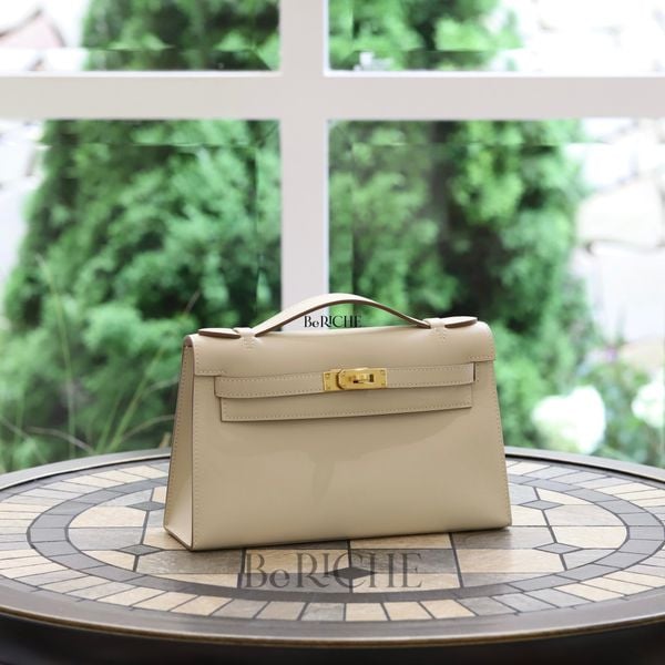  Kelly Pochette KP22 Swift Leather Craie GHW 