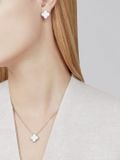  VCA Vintage Alhambra pendant 