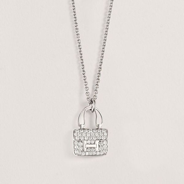  Hermes Amulettes Constance pendant 