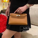  Kelly Pochette KP22 Swift Leather Gold 
