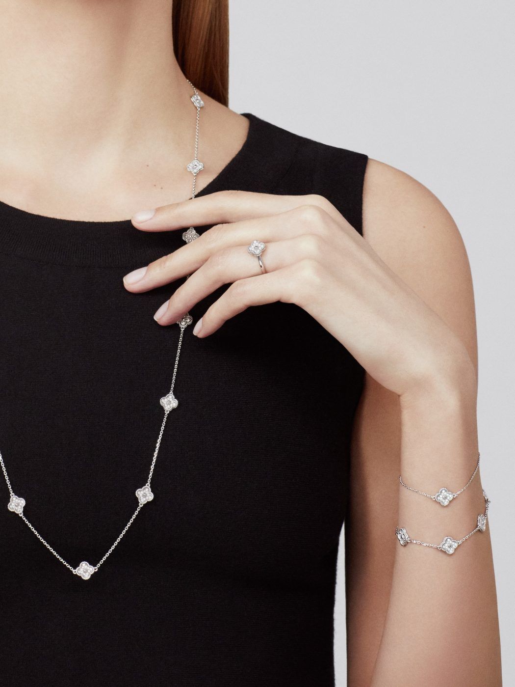Vca sweet alhambra pendant sale