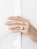  VCA Butterfly Between the Finger ring 