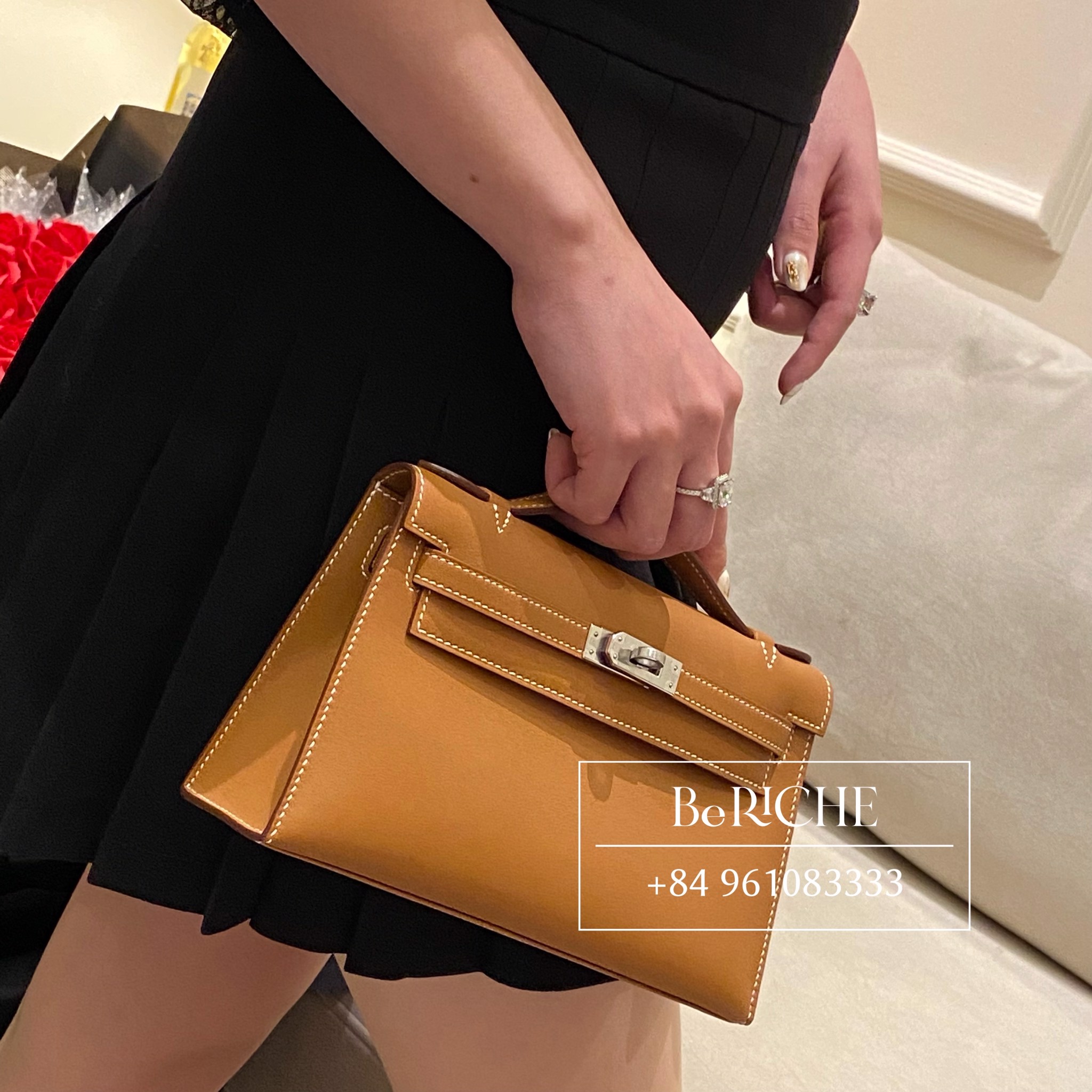 Kelly Pochette KP22 Swift Leather Chai – BeRiche