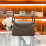  Lindy 26 Clemence Leather Etoupe GHW 