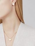  VCA Vintage Alhambra pendant 