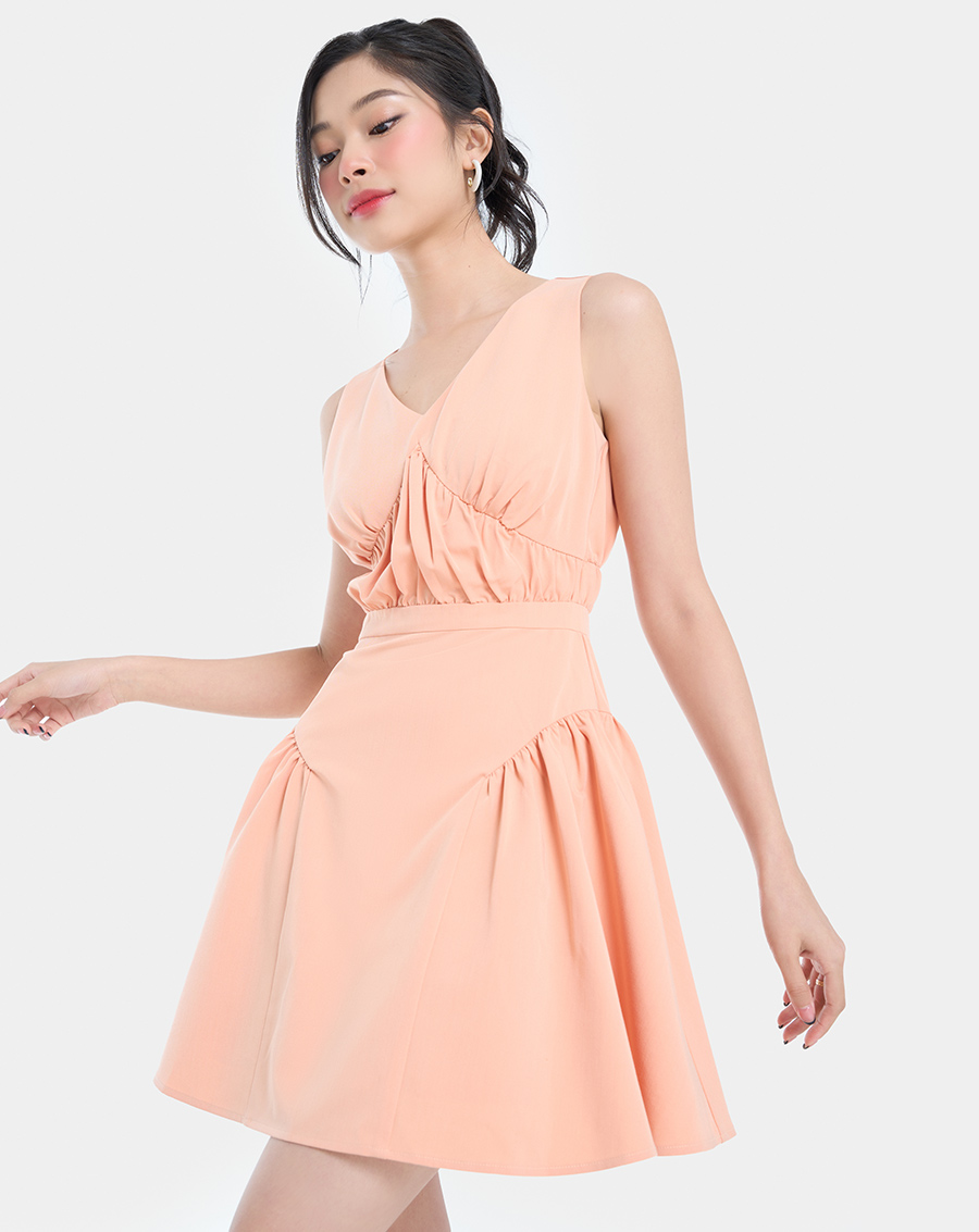 Đầm ngắn sát nách cổ V - Image 2