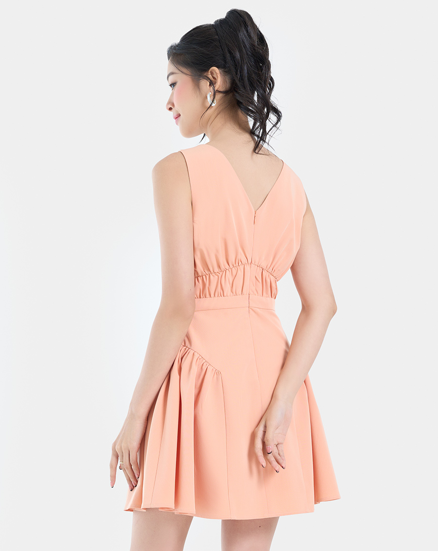 Đầm ngắn sát nách cổ V - Image 5