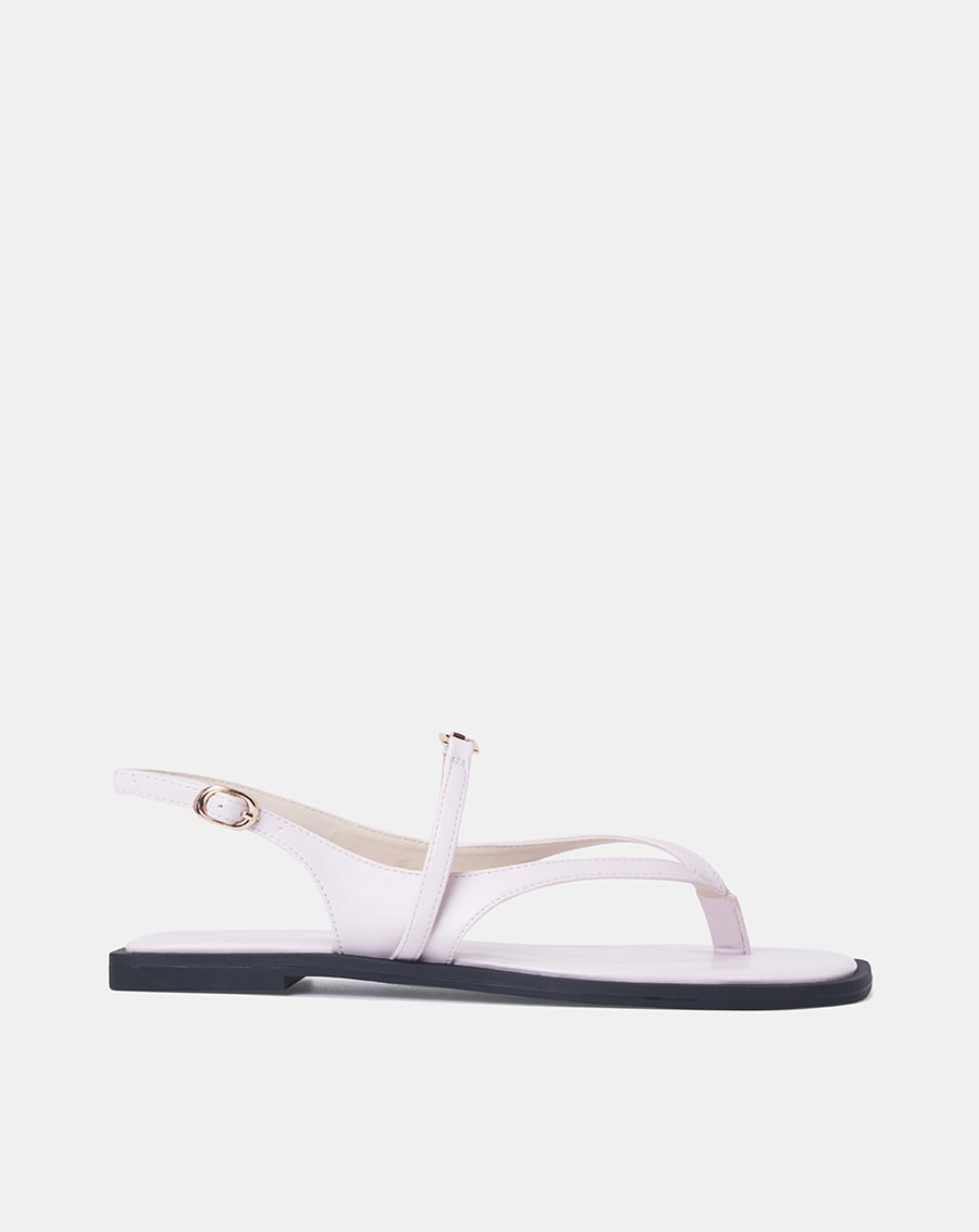 Giày Sandal Bệt Xỏ Ngón Trang Trí Khóa - Image 1