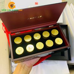 An Cung Ngưu Hoàng Tổng Thống Dát Vàng Hàn Quốc Hộp 10 Viên Hoàn