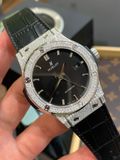  Đồng hồ Hublot Classic Fusion Black Lên Moissanite Hongkong 
