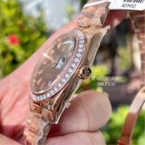  Rolex Daydate Rose Gold 118235 v40 - Lên Kim Moissanite 