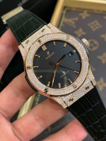  Đồng hồ Hublot Classic Fusion Gold Black Lên Moissanite Hongkong 