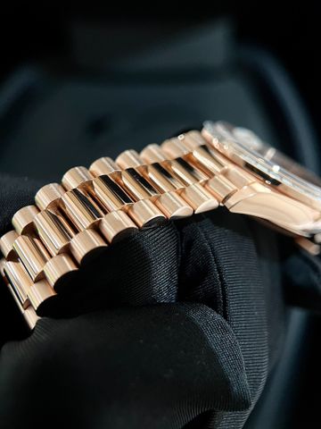  Rolex Day Date - Automatic Cal. 3255 bọc vàng -  kim cương baguet moissanite full kiểm định DoJi 