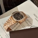  PATEK PHILIPPE NAUTILUS 5723 GOLD Bọc Vàng 18K Niềng Kim Cương Moissanite baguet 