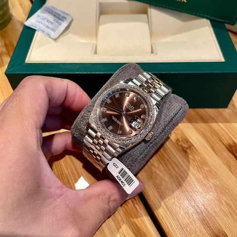  Rolex Datejust Chocolate 126331 Chế Tác Kim Cương Moissanite 1:1 