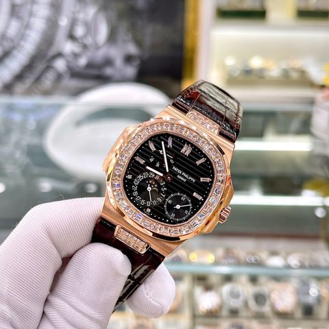  Patek Philippe 5724 Chế Tác 1:1 Swarovski Baguette 2023 
