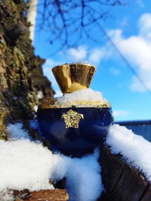 DYLAN BLUE VERSACE + Perfumero: El Aroma de la Confianza y la Elegancia - DYLAN BLUE VERSACE + Perfumero