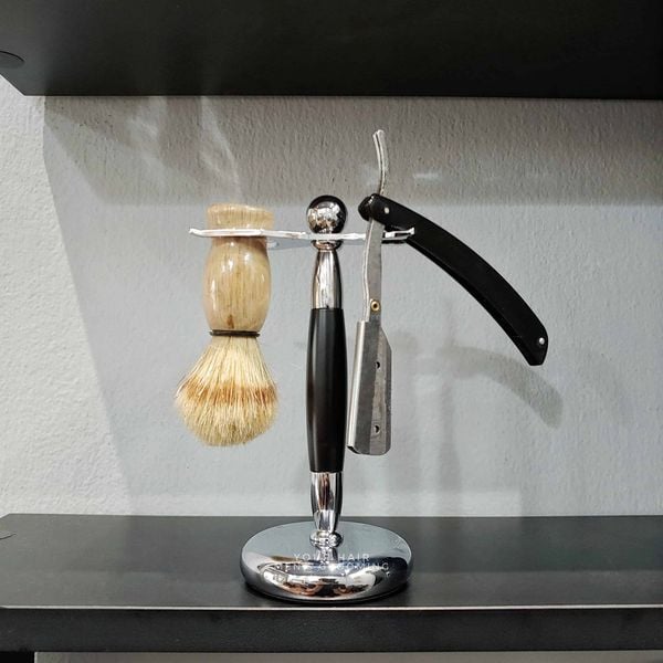  Giá đỡ dao cạo và cọ cạo râu Ubersuave Black & Chrome Shaving Stand - Chính hãng Singapore 