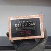 Xà phòng khử độc & dưỡng ẩm da 18.21 Man Made Detox Bar Soap - 198g