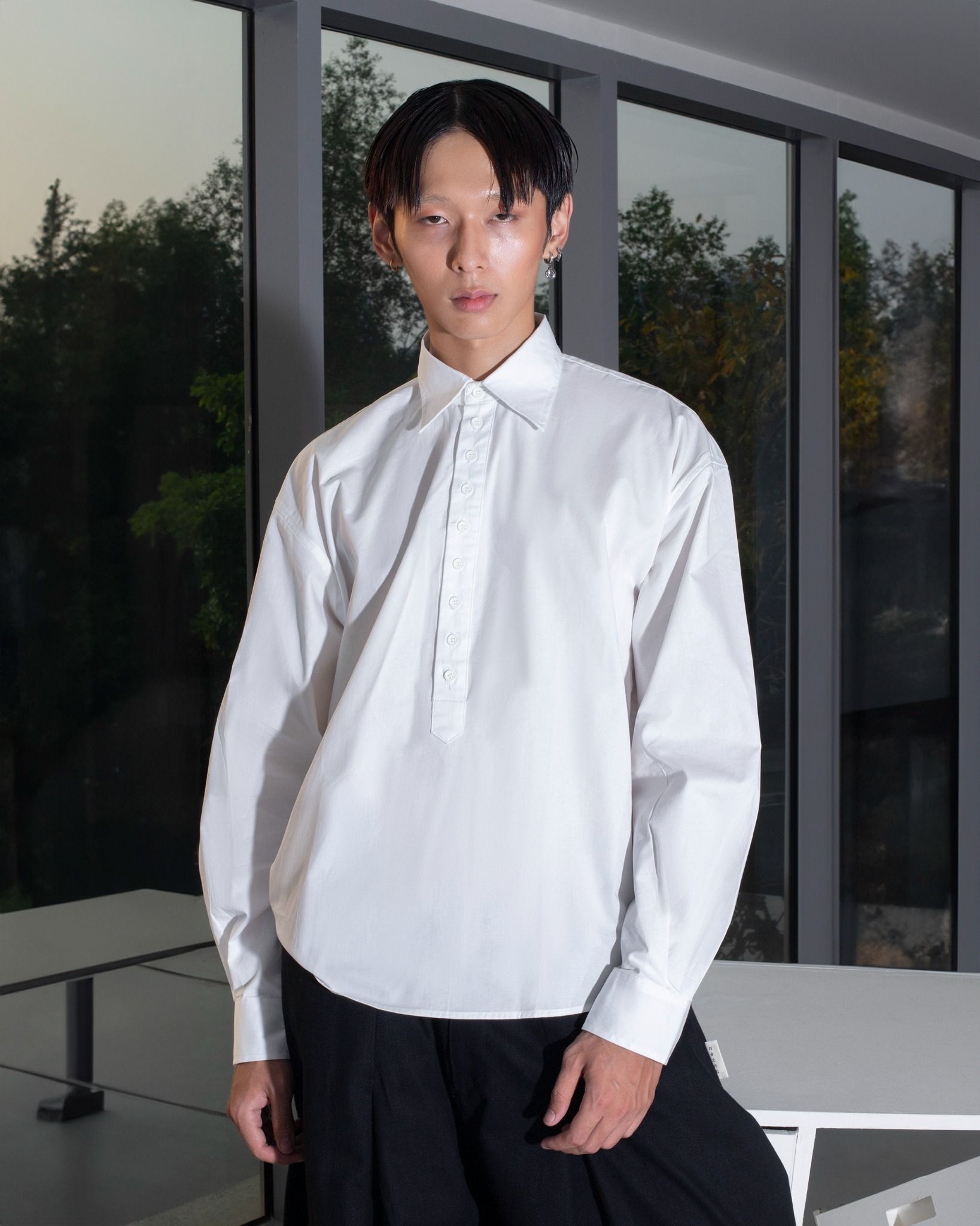 PULLOVER 9 BUTTON SHIRT