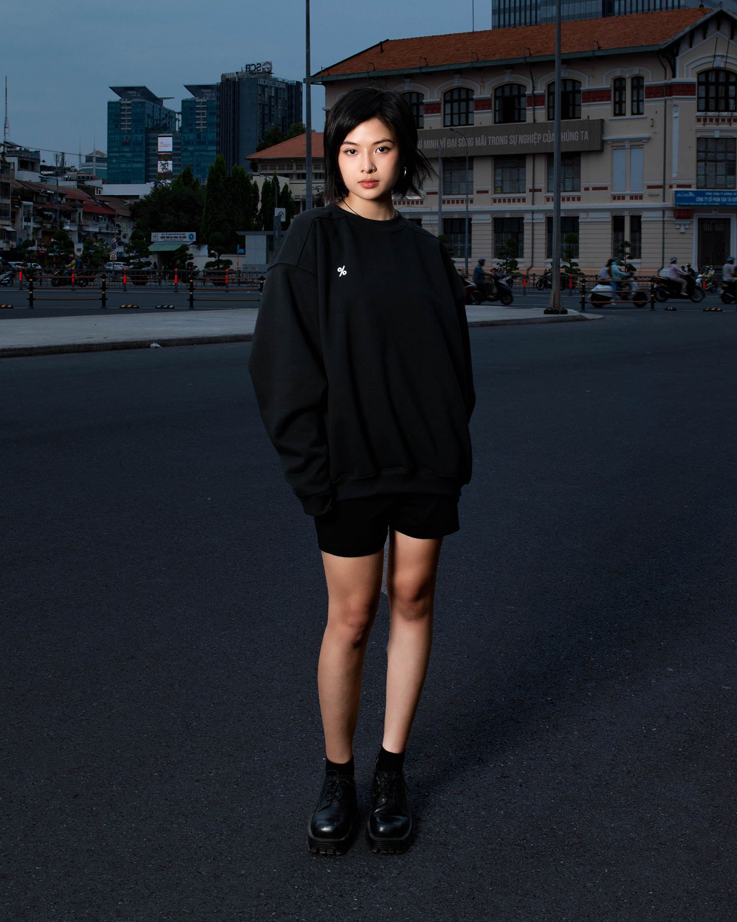 % SWEATER