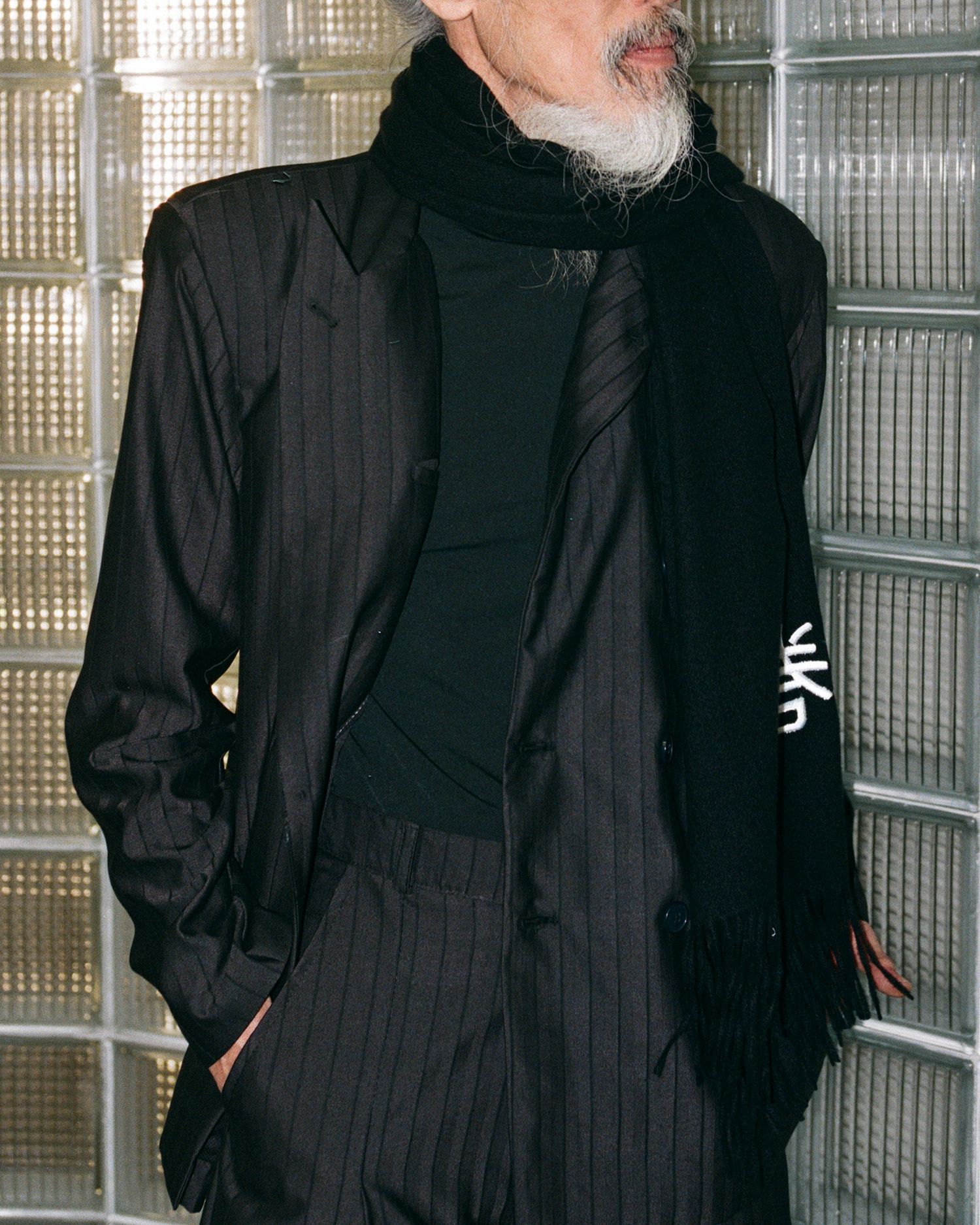 DOUBLE BREASTED BLAZER