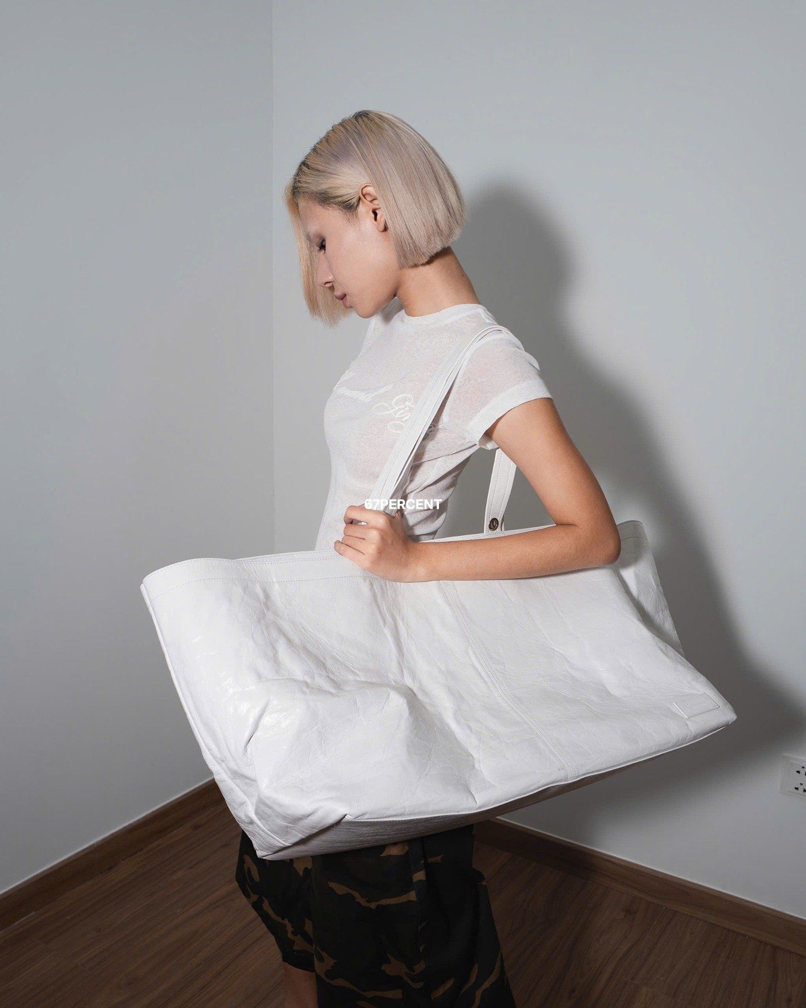 WHITE LEATHER BAG