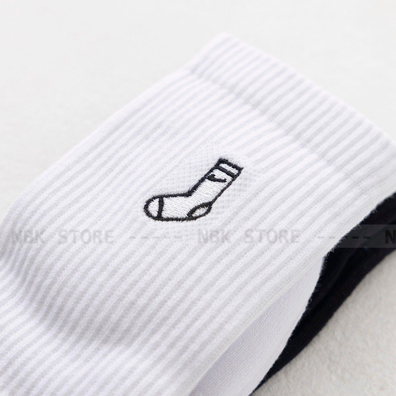 Vớ/Tất N Cao Cổ Logo Socks