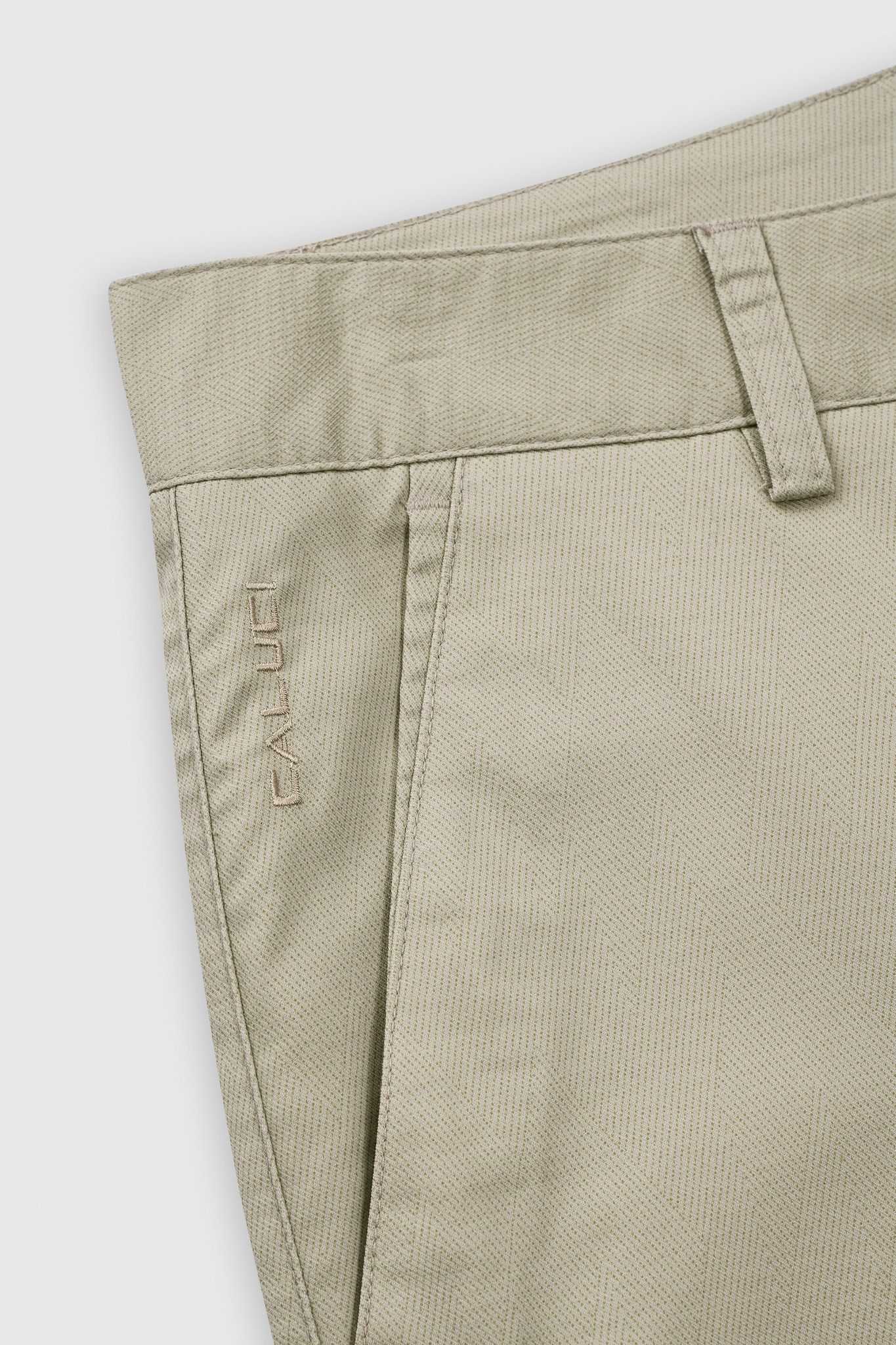 Quần short khaki nam CALUCI MKS422R