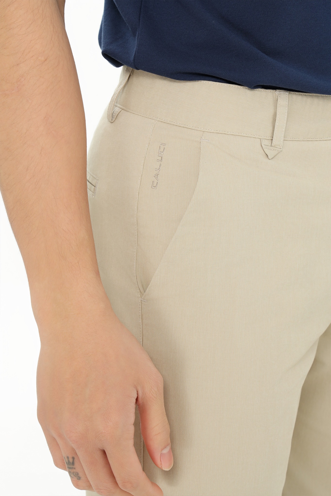 Quần short khaki nam CALUCI MKS419S