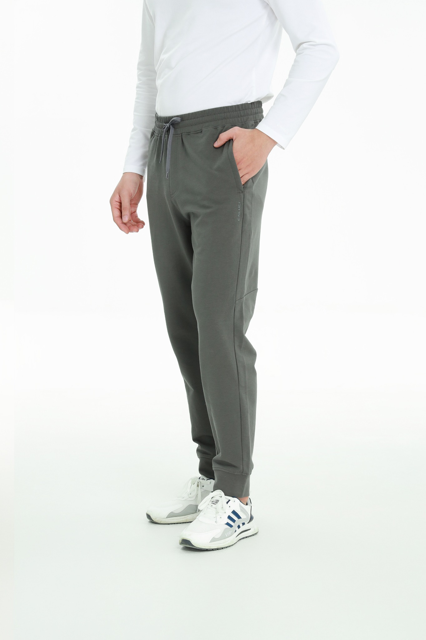 Quần nỉ nam Caluci MJO302R