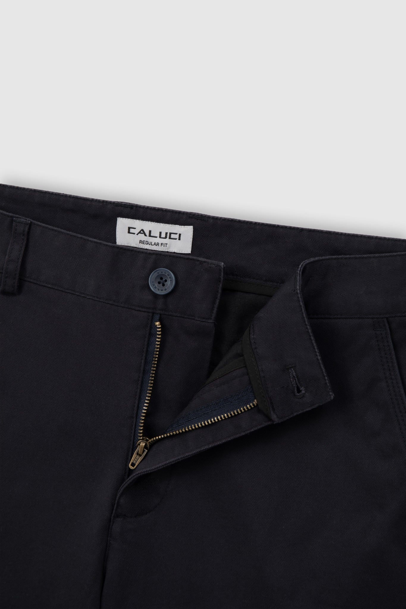 Quần short khaki nam CALUCI MKS529R