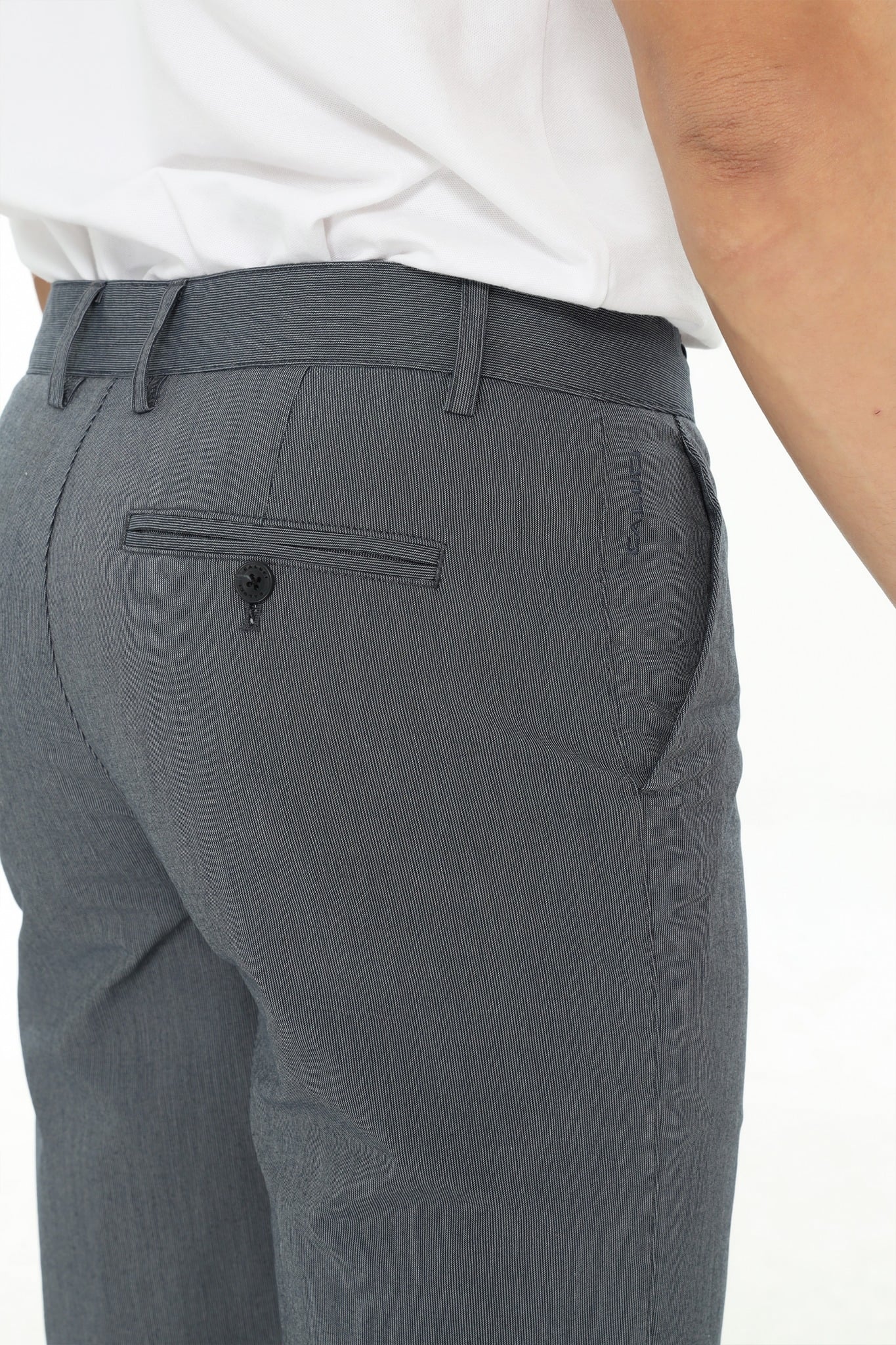 Quần short khaki nam CALUCI MKS419S