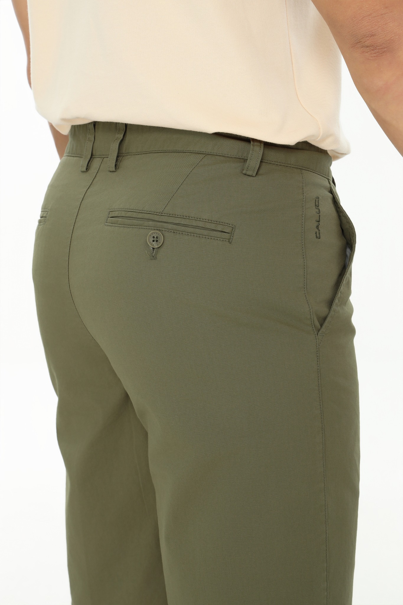 Quần short khaki nam CALUCI MKS423R