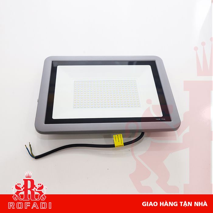 Đèn led pha ngoài trời HIBEAM (Lunar3 Floodlight ) 150W ánh sáng 3000K