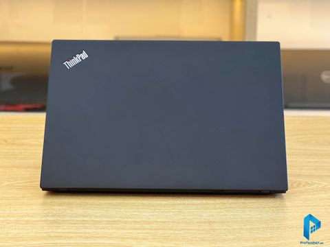  Lenovo ThinkPad T480S 5-8250/8/256 14" FHD 