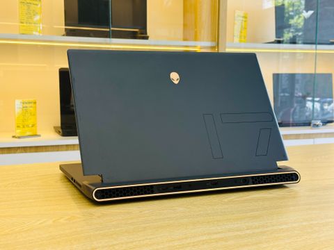  Dell Alienware M17 R5 (2022) - Ryzen 7 6800H /16GB/ 1TB SSD/RTX 3050Ti 4GB/ 15.6" FHD 165Hz (USED) 